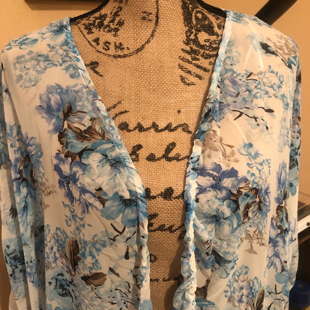 Blue Kimono - Picture 8 of 8